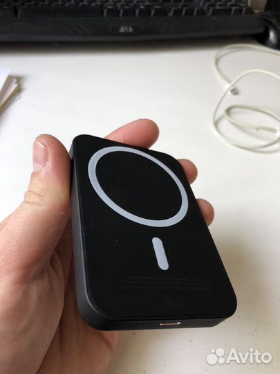 Apple magsafe battery pack