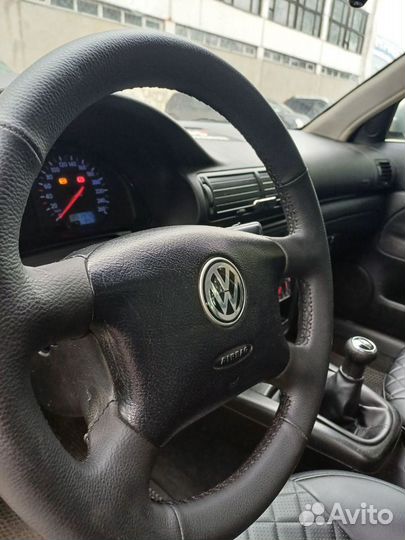 Volkswagen Passat 1.8 МТ, 2000, 300 000 км