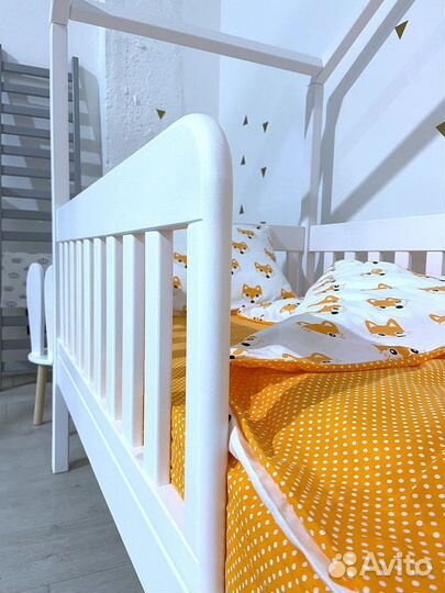 Детская кровать домик