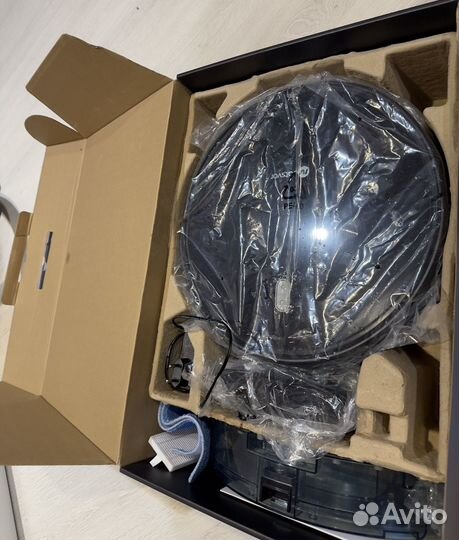 Робот пылесос neatsvor x520