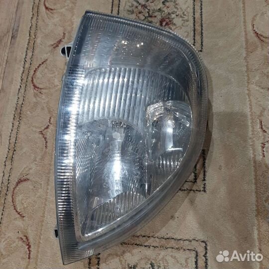 Фара правая Renault Master
