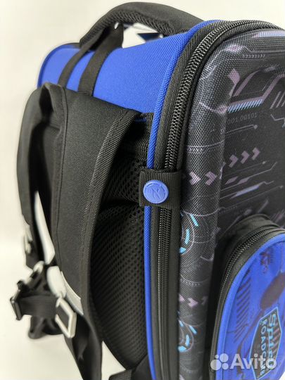 Рюкзак школьный для мальчика новый