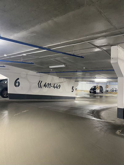 Машиноместо, 13 м²