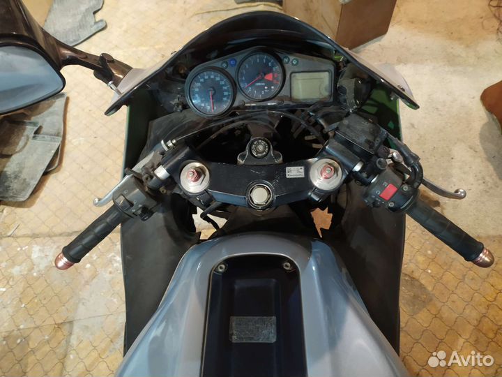 Kawasaki zx12r в разбор