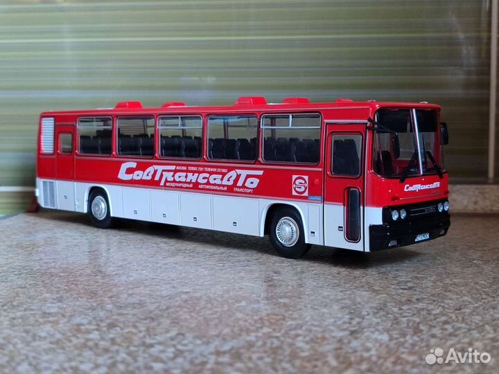 Модель Ikarus-250.59 в масштабе 1:43