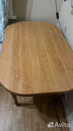 Стол обеденный 110х70см