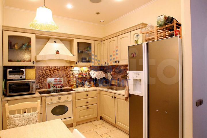 7-к. квартира, 300 м², 8/8 эт.