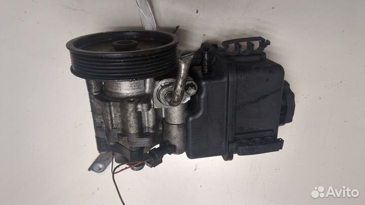 Гур Mercedes E W212, 2009