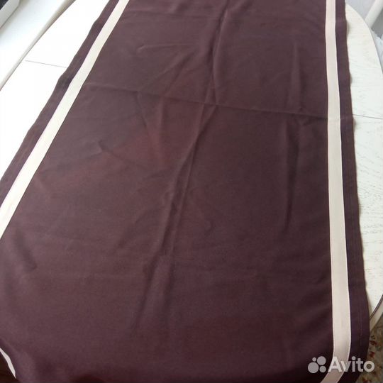 Наперон на стол