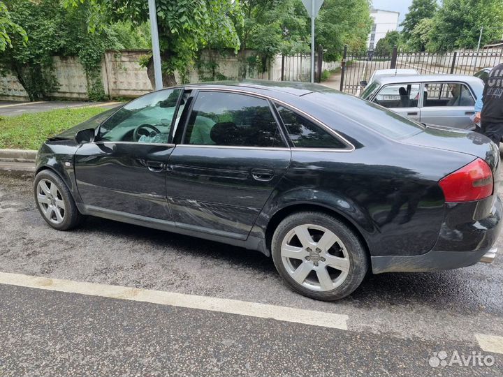 Audi A6 3.0 МТ, 2002, битый, 179 000 км