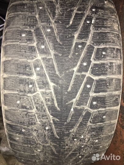Nokian Tyres Hakkapeliitta 7 SUV 295/40 R21
