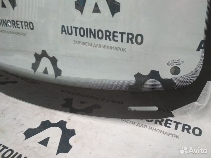 Лобовое стекло Volkswagen Polo