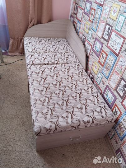 Мини диванчик