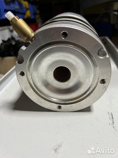 Пневмобаллон задний VW Touareg 7L, Audi Q7 4L