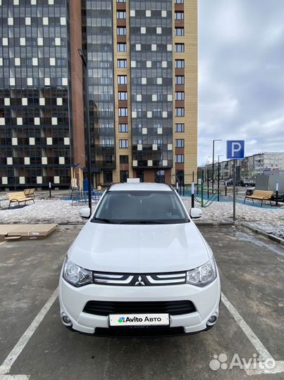 Mitsubishi Outlander 2.0 CVT, 2014, 185 000 км