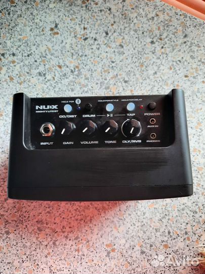 Комбоусилитель NUX