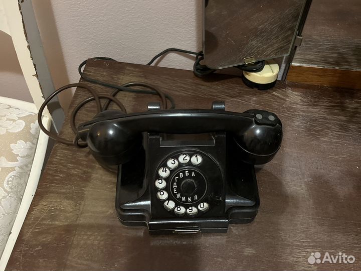 Старый телефон СССР