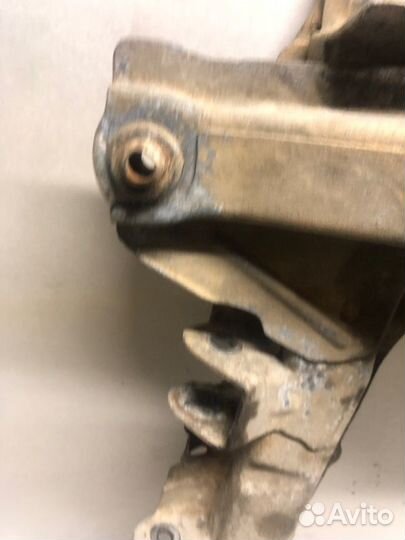 Подрамник передний Renault Kangoo 1 KC E7J 2001