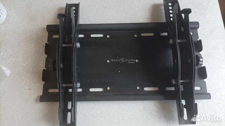 Кронштейн для телевизора на стену