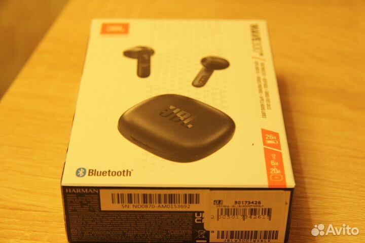 Беспроводные наушники JBL wave 300