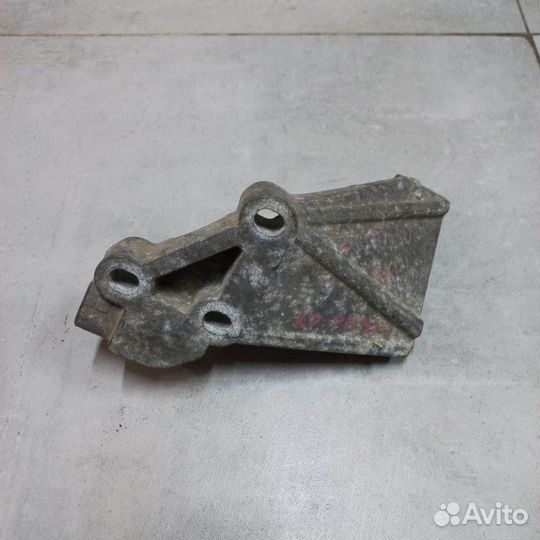 Кронштейн кпп Ford Explorer 3