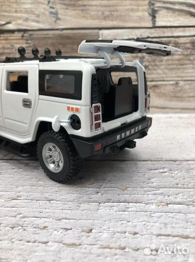 Модель автомобиля хаммер H2 hummer h2