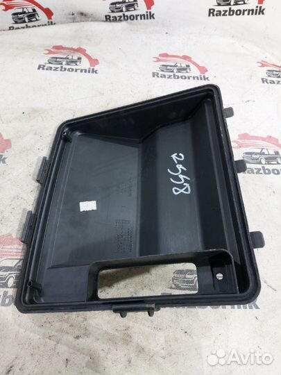 Крышка блока предохранителей Mercedes Vito W639