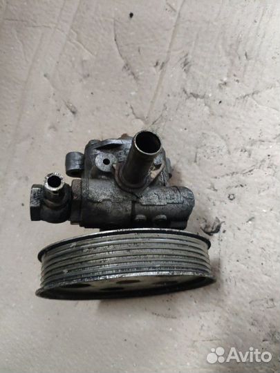 Насос гур Audi A4 B6 2.0