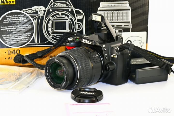 Nikon D90 12.3MP зеркалка Kit Nikon AF-S 18-55