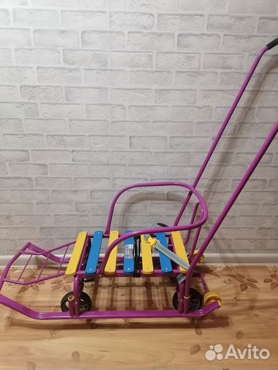 Санки с колесами