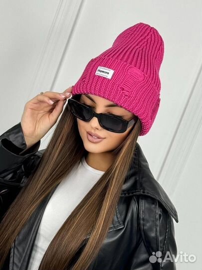 Шапка женская рваная