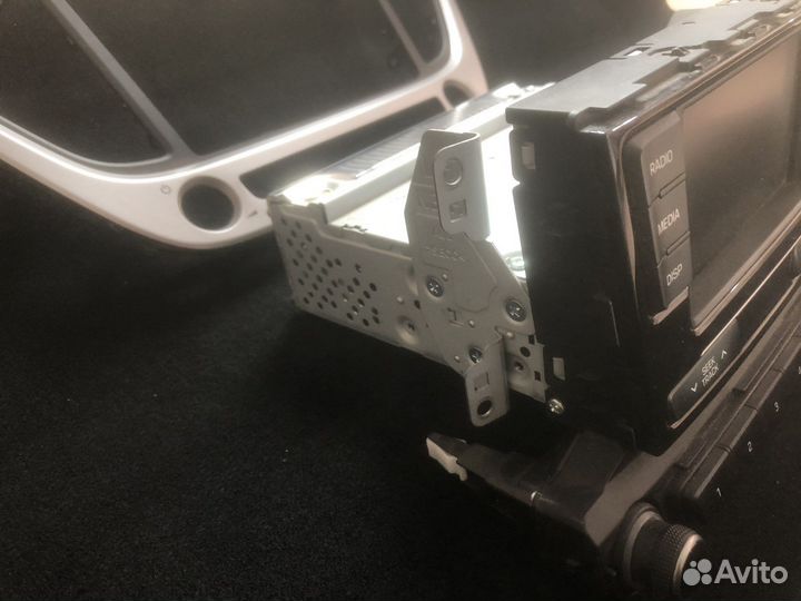 Штатная магнитола на hyundai solaris 2