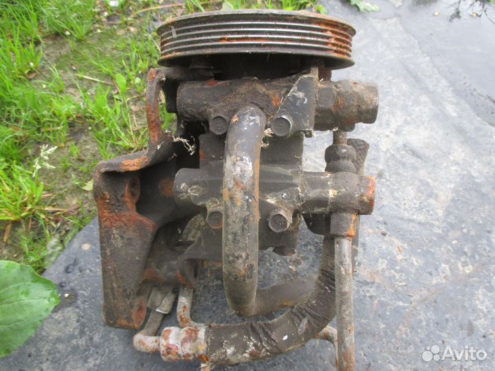 Насос гидроусилителя гур Mazda