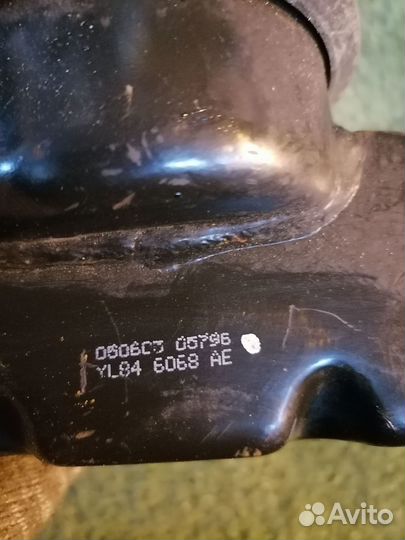 Опора двигателя (подушка двс) передняя правая YL84