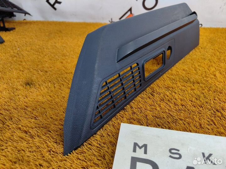 Обшивка багажника задняя левая Geely Coolray