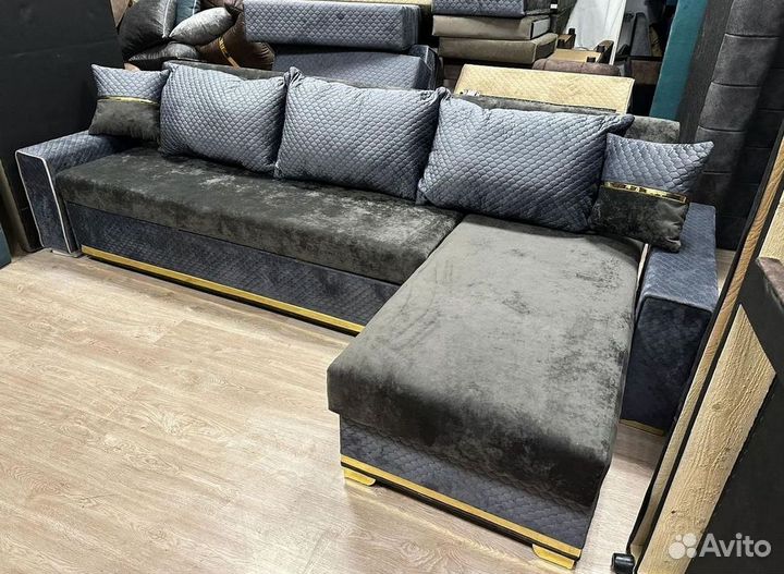 Угловой диван раскладной в наличии не б/у
