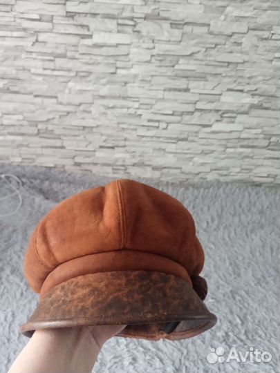 Берет из натуральной овчины