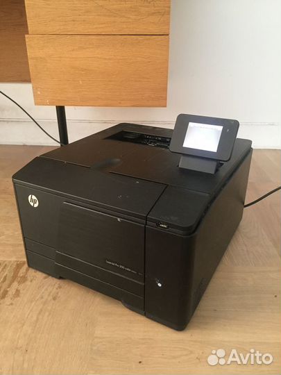 Принтер HP Laserjet Pro 200 цветной лазерный