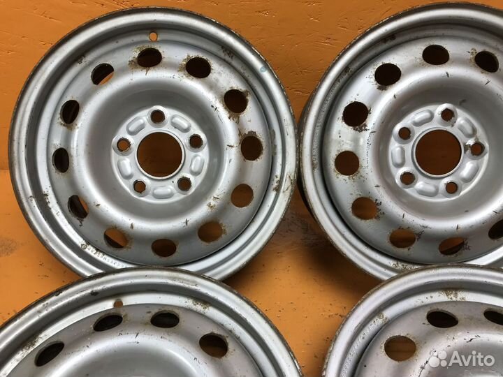 Диски Kia 15 диаметр 5х114,3, цо 67,1