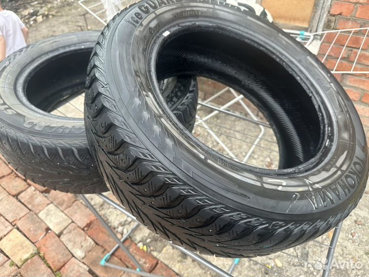 Yokohama Ice Guard IG55 215/60 R16 99T