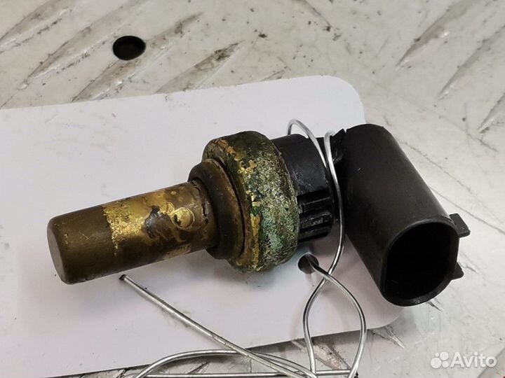 Датчик температуры охлаждающей жидкости Opel