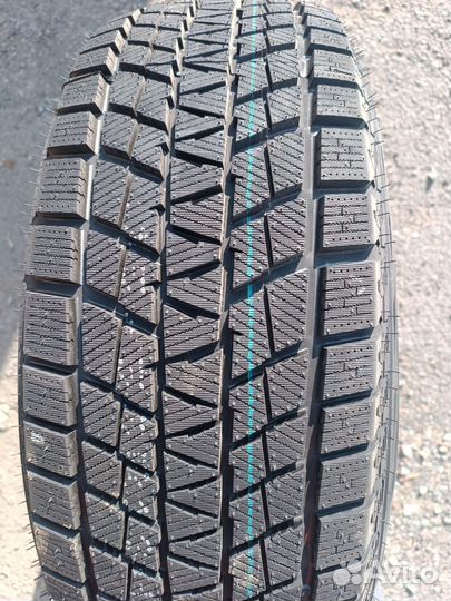 Kapsen IceMax RW501 215/55 R18 95H