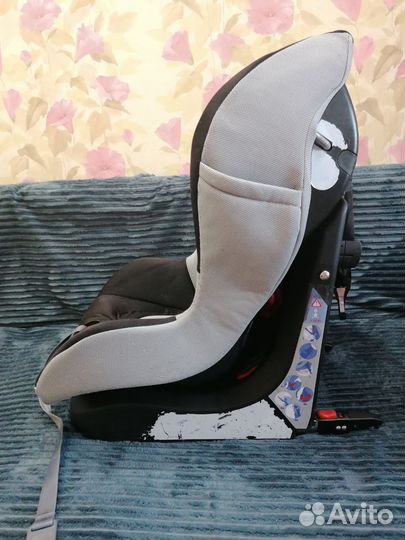 Детское автокресло chicco universal 9-18кг isofix