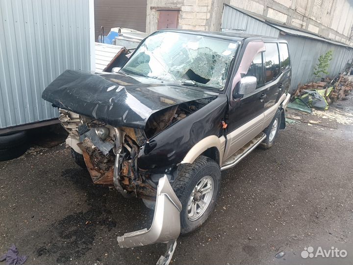 Nissan Mistral 1994 г.в. по запчастям