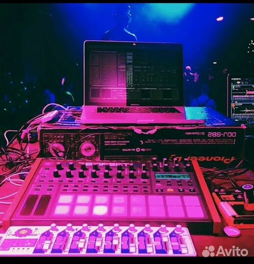 Требуется Хелпер/помощник/ грузчик