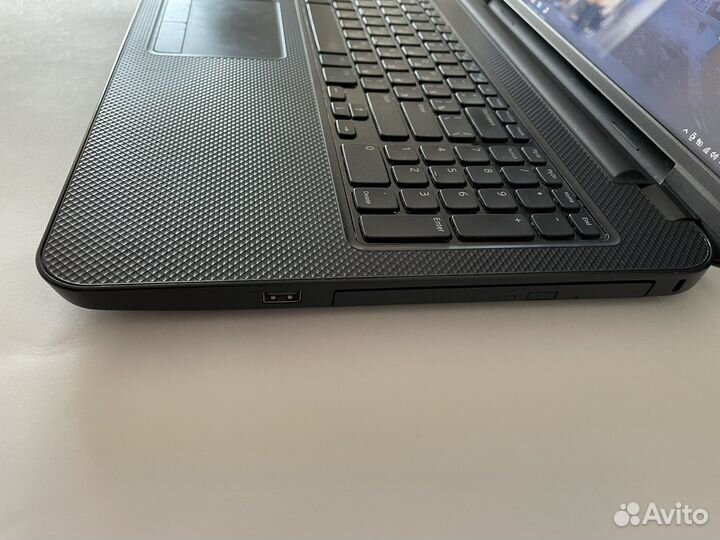 Игровой ноутбук dell i5/6gb/2видеокарты/SSD