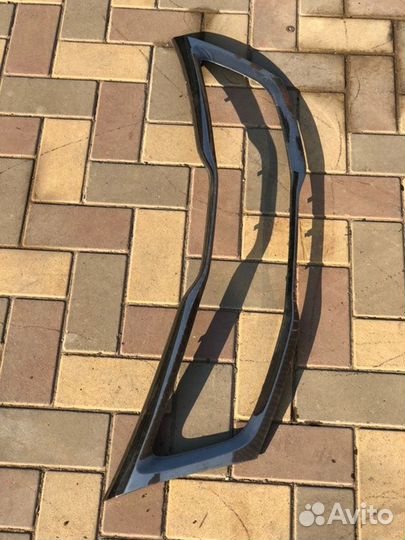 Молдинг решетки радиатора Kia Rio 3 1.4 2012