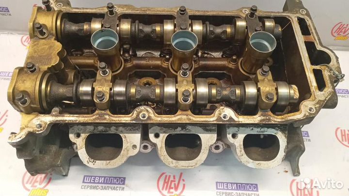 Головка блока цилиндров правая Cadillac SRX