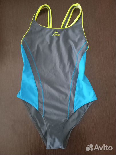 Купальник для девочки 116 122 новый