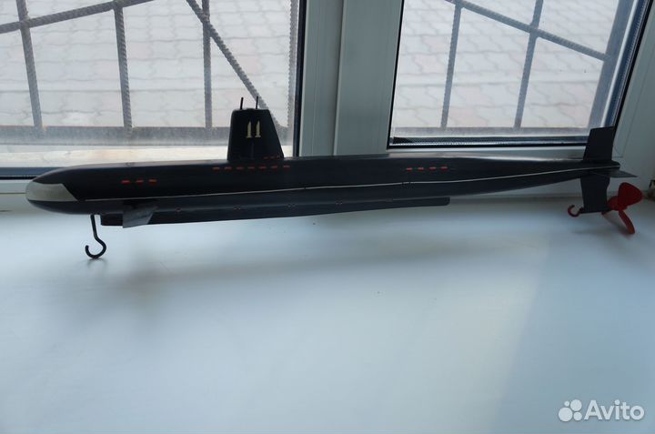 Большая подводная лодка, модель